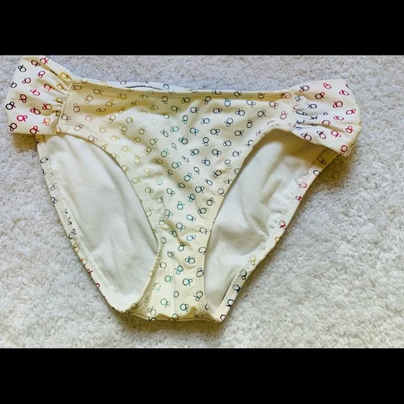 Op bikini bottoms - Picture 3 of 4